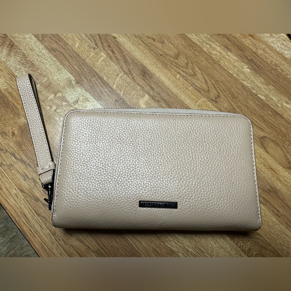 Rebecca Minkoff wirstlet wallet